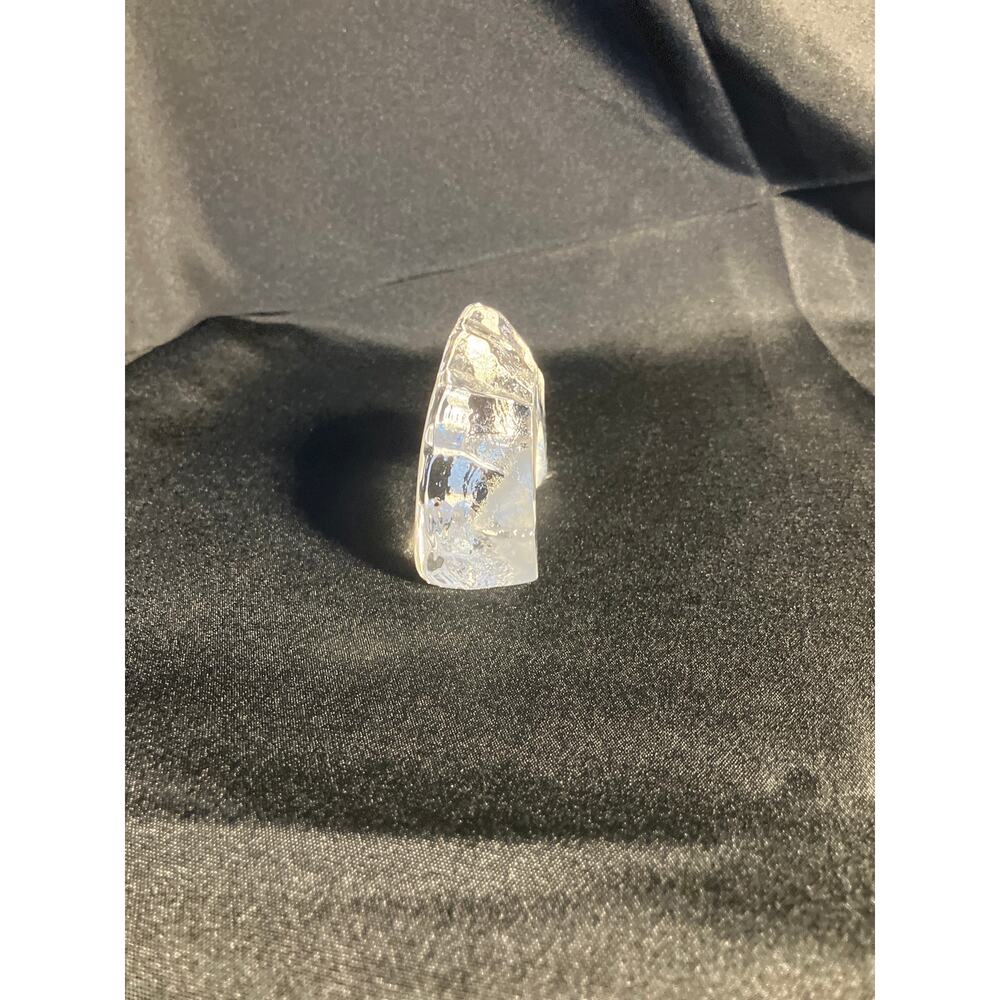 Mats Jonasson Sweden Baby Seal Lead Crystal Paperweight Scratches Back - Picture 2 of 11